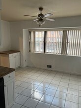 304 Merrywood Dr in Edison, NJ - Building Photo - Building Photo