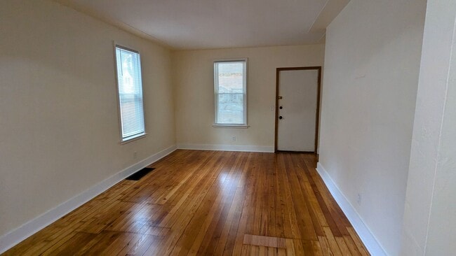 1636 Manz St in Muskegon, MI - Building Photo - Building Photo