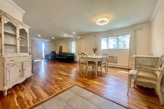 50 Dekalb Ave in White Plains, NY - Building Photo - Building Photo