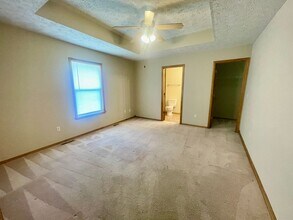 6008 N 8th Ave in Ozark, MO - Building Photo - Building Photo