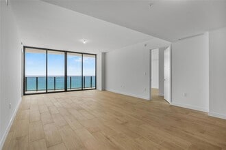 900 N Ocean Blvd in Pompano Beach, FL - Building Photo - Building Photo