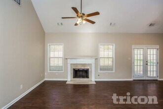 4577 Garden City Dr in Stonecrest, GA - Foto de edificio - Building Photo