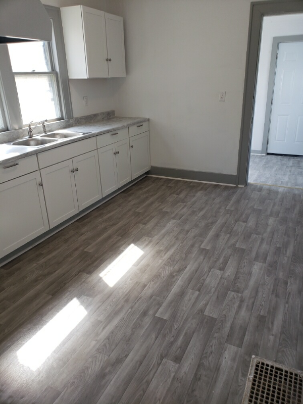 property at 362 E Hill St