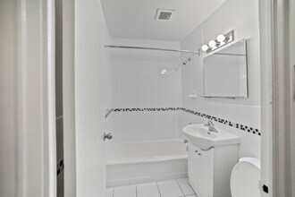165 Balliol in Toronto, ON - Building Photo - Building Photo