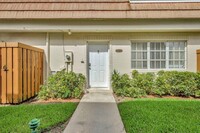 4356 Hazel Ave in Palm Beach Gardens, FL - Building Photo - Building Photo