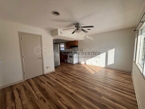 1008 E Fischer St in Kokomo, IN - Foto de edificio - Building Photo