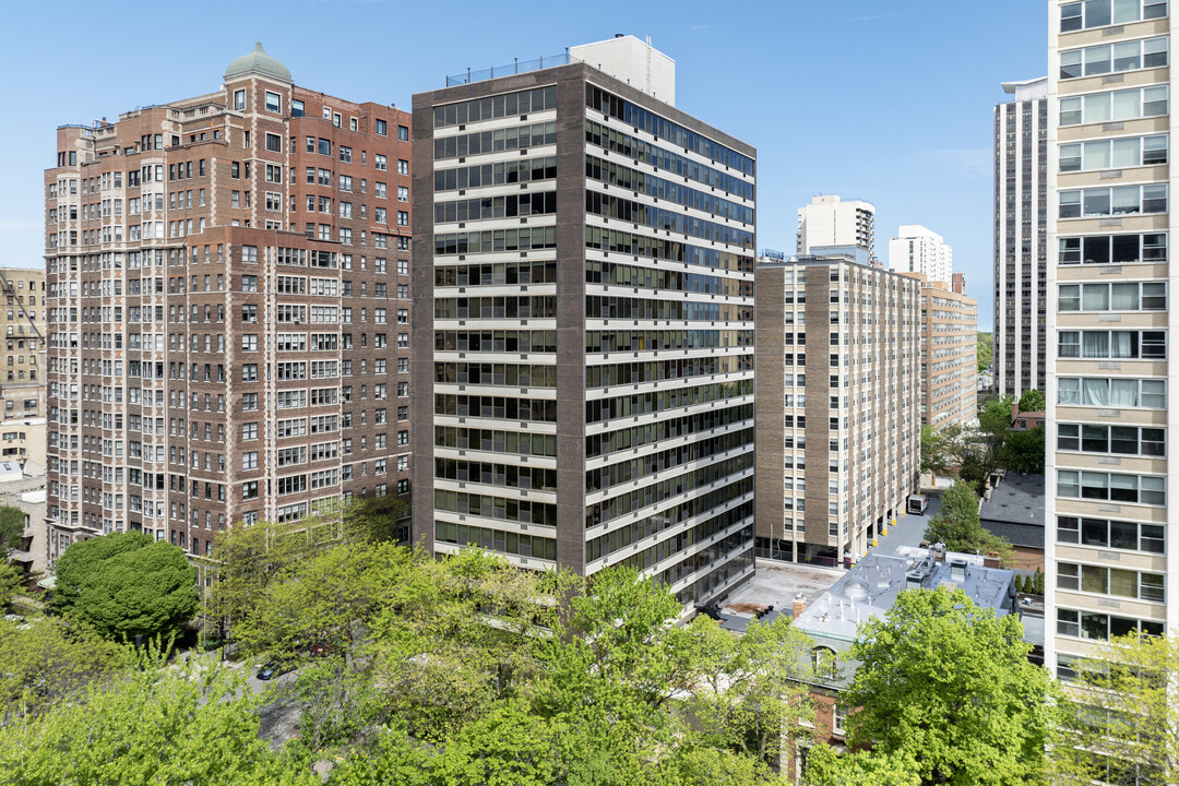 The Wellington in Chicago, IL - Foto de edificio