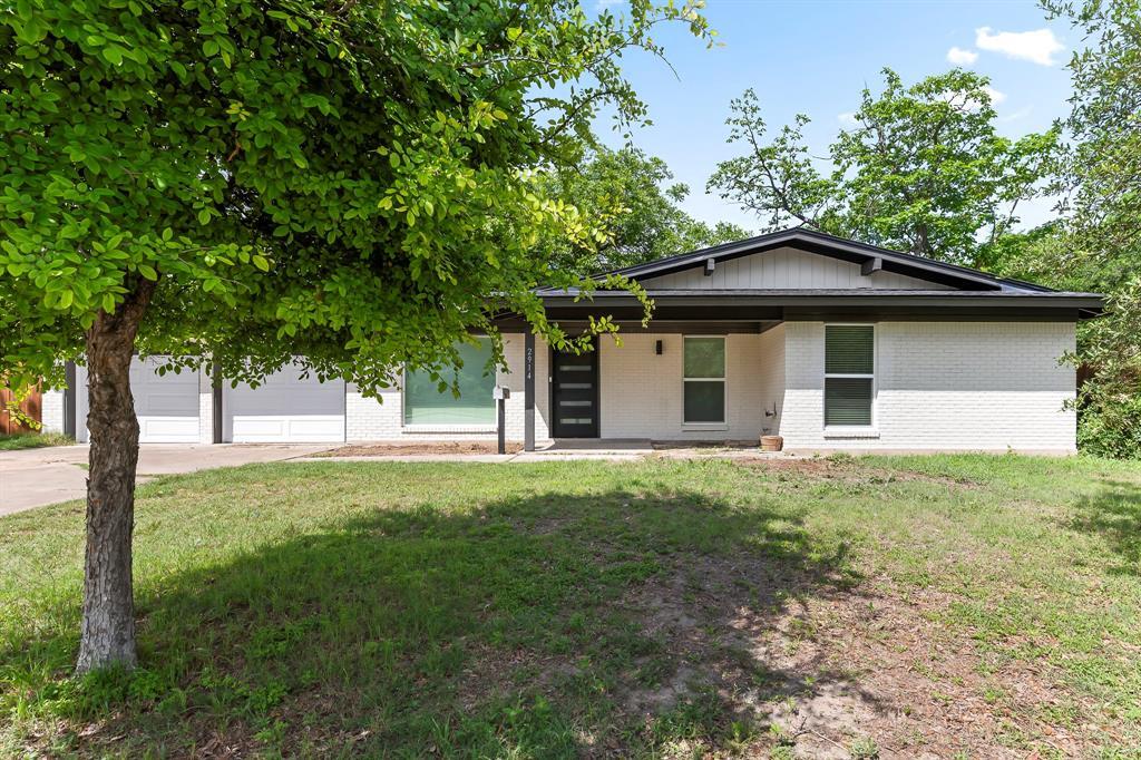 2914 Loyola Ln in Austin, TX - Building Photo