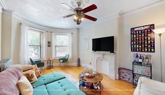 86 Hammond St, Unit 2 in Boston, MA - Building Photo