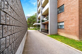 1219-1219 Dundas St W in Mississauga, ON - Building Photo - Building Photo