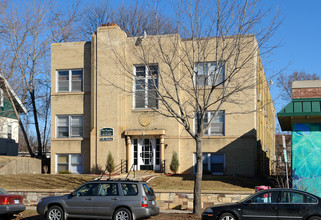 1947 Grand Ave in St. Paul, MN - Building Photo - Building Photo