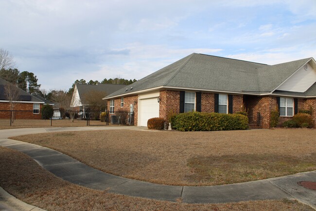 3553 Horizon Dr in Sumter, SC - Building Photo - Building Photo