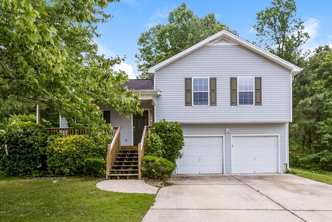 property at 125 Hunter Pl