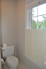 1530 N Colonial Terrace in Arlington, VA - Building Photo - Building Photo