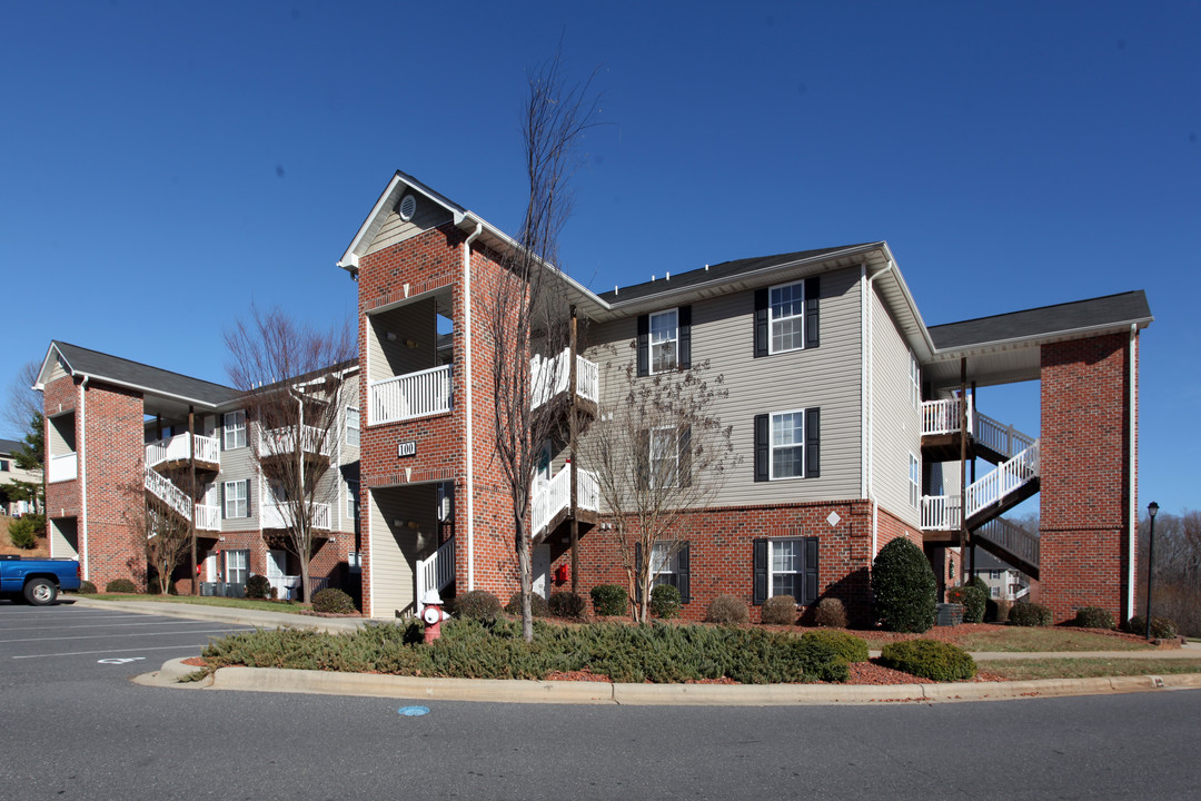 Madison Heights in Asheboro, NC - Building Photo