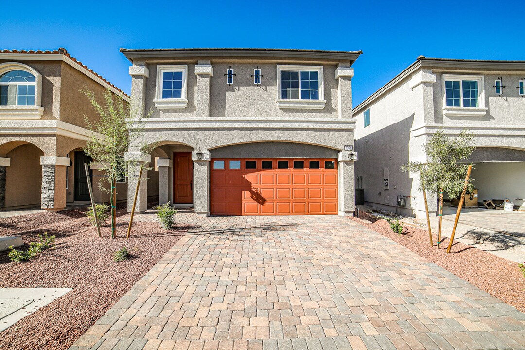 7771 Bright Ldg St in Las Vegas, NV - Building Photo