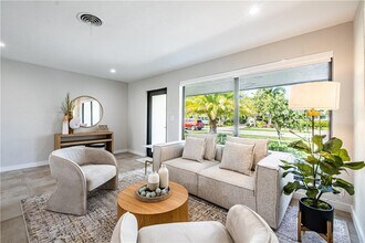 5810 NE 22nd Ter in Fort Lauderdale, FL - Building Photo - Building Photo