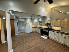 337 Beach Ave in Rochester, NY - Building Photo - Building Photo