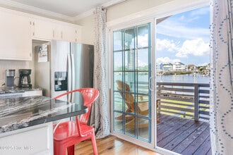 717 Canal Dr in Carolina Beach, NC - Building Photo - Building Photo