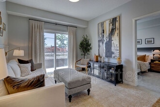 550-2550 Belmont Heath SW in Calgary, AB - Building Photo - Building Photo