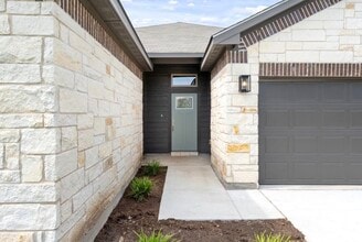 7017 Hammermill Ln in Temple, TX - Building Photo - Building Photo