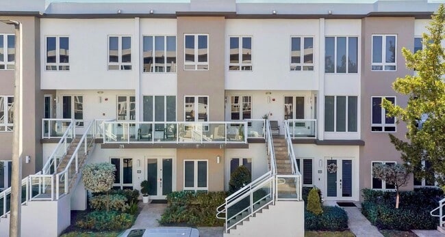 10220 NW 63rd Terrace, Unit 207 in Doral, FL - Building Photo - Building Photo