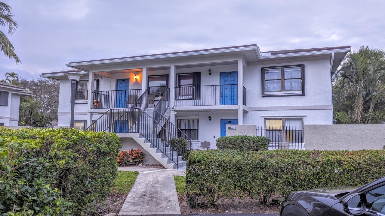3118 SW 20th Ter, Unit 24A2 in Delray Beach, FL - Building Photo