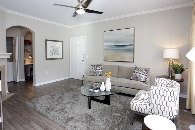 Retreat at Park Meadows in Littleton, CO - Building Photo - Interior Photo