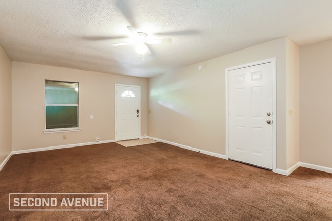 9421 Waynesboro Ave in Jacksonville, FL - Building Photo - Building Photo