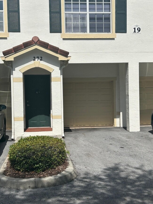 property at 272 SE Kitching Cir