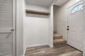 27 Marina Cir in Wimberley, TX - Building Photo - Building Photo