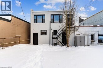 598 Upper James St in Hamilton, ON - Building Photo - Building Photo