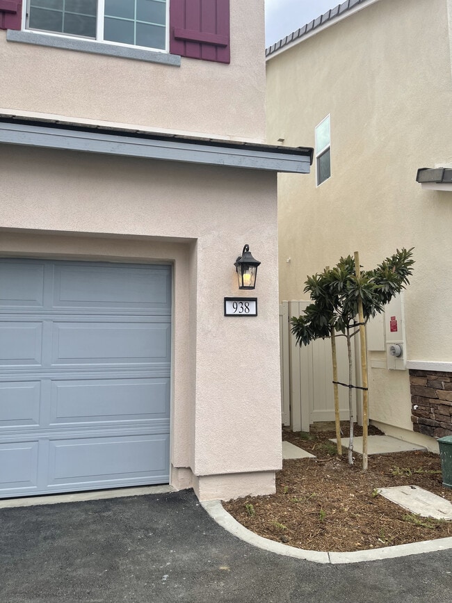 938 Helena Rdg in Lake Elsinore, CA - Building Photo - Building Photo