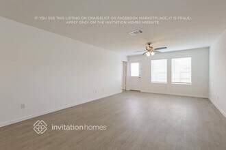 3704 Axis Hl St in New Braunfels, TX - Foto de edificio - Building Photo