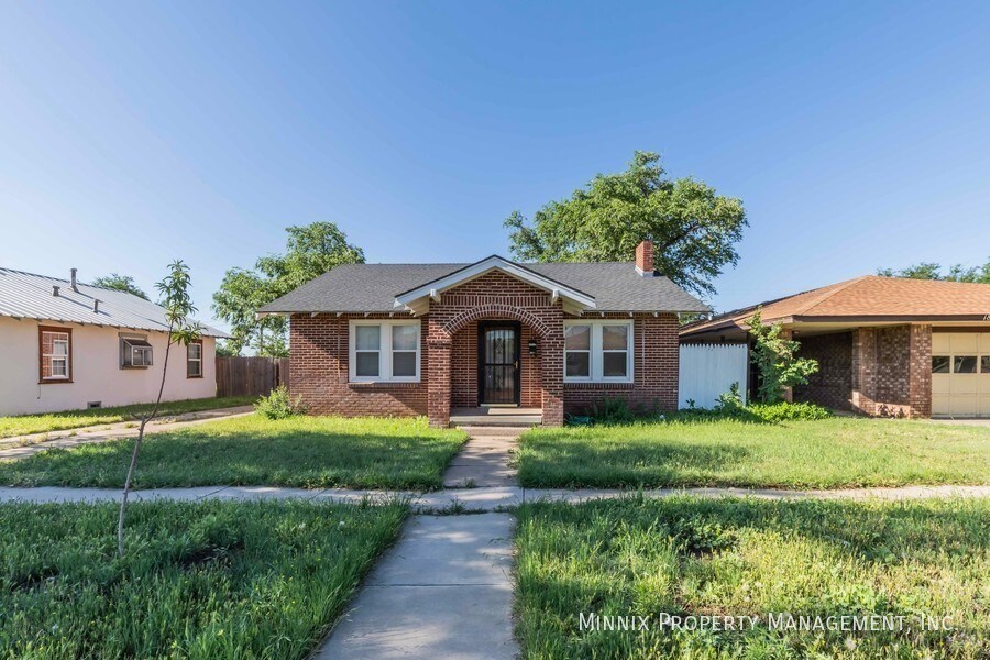 1808 7th Ave in Canyon, TX - Foto de edificio