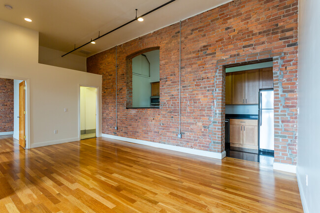 27 Western Ave in Albany, NY - Foto de edificio - Interior Photo