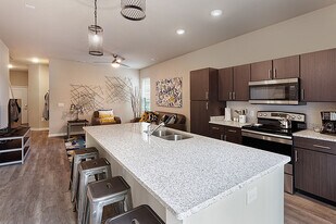 University Trails in Ann Arbor, MI - Building Photo