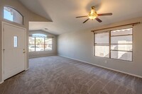 15287 W Eureka Trail in Surprise, AZ - Foto de edificio - Building Photo