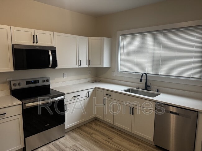 property at 18 N Gray St