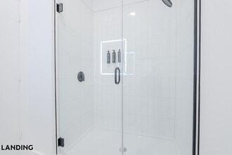 2623 Keene St, Unit 239 in Houston, TX - Building Photo - Building Photo