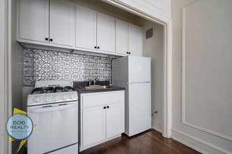 4903 N Christiana Ave, Unit 2 in Chicago, IL - Foto de edificio - Building Photo