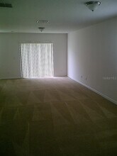 681 Cresting Oak Cir in Orlando, FL - Building Photo - Building Photo