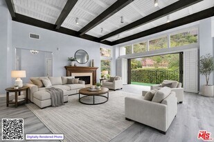 1713 Queens Ct in Los Angeles, CA - Building Photo