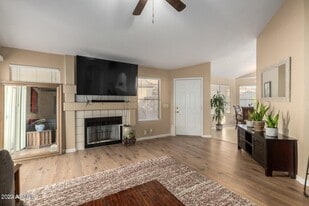 4326 E Rosemonte Dr in Phoenix, AZ - Building Photo