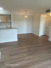 11510 Villa Grand in Ft. Myers, FL - Foto de edificio - Building Photo