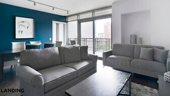 777 Preston St, Unit 9K in Houston, TX - Building Photo