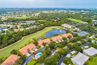 2264 Ashton Oaks Ln in Naples, FL - Building Photo - Building Photo