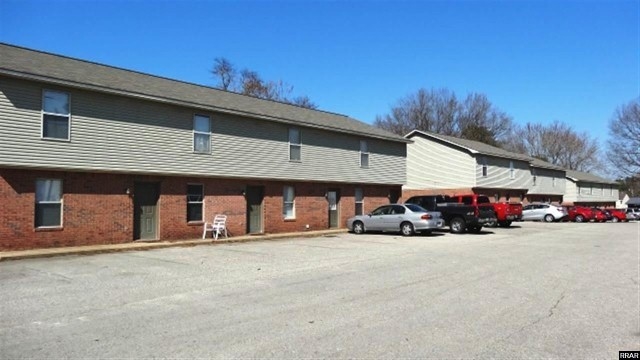 Arch Tree Apartments in Martin, TN - Foto de edificio