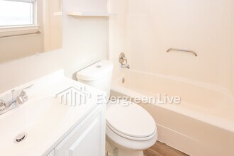 5930 Cliff Valley Dr in San Antonio, TX - Building Photo - Building Photo