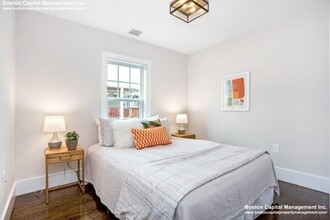 10 Brook St, Unit 3-bed 3.5-bath in Somerville, MA - Foto de edificio - Building Photo